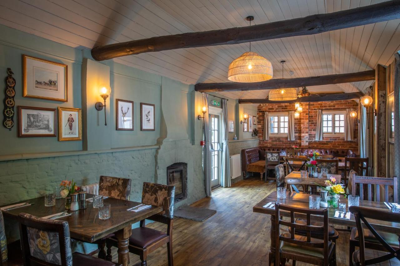 Hotel The White Lion, Soberton Exterior foto