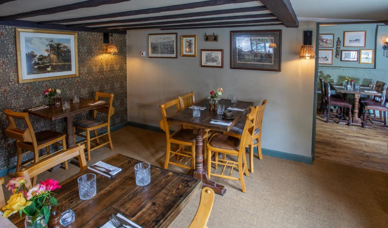 Hotel The White Lion, Soberton Exterior foto